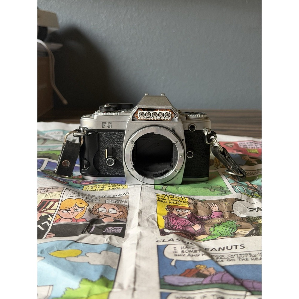 Nikon‎ FG 35mm SLR Film Camera Body Only